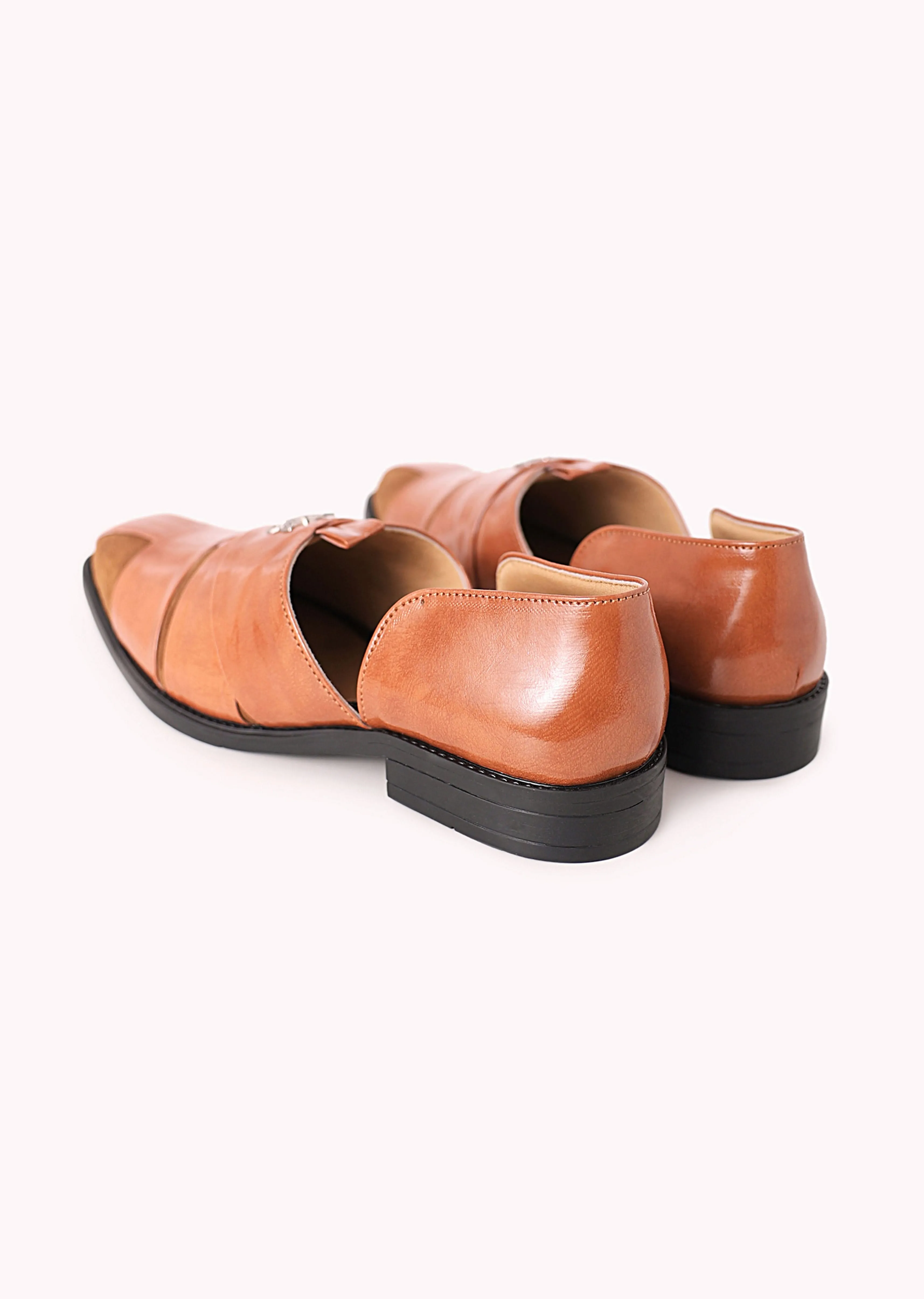Brown Juttis with Cutwork Detail