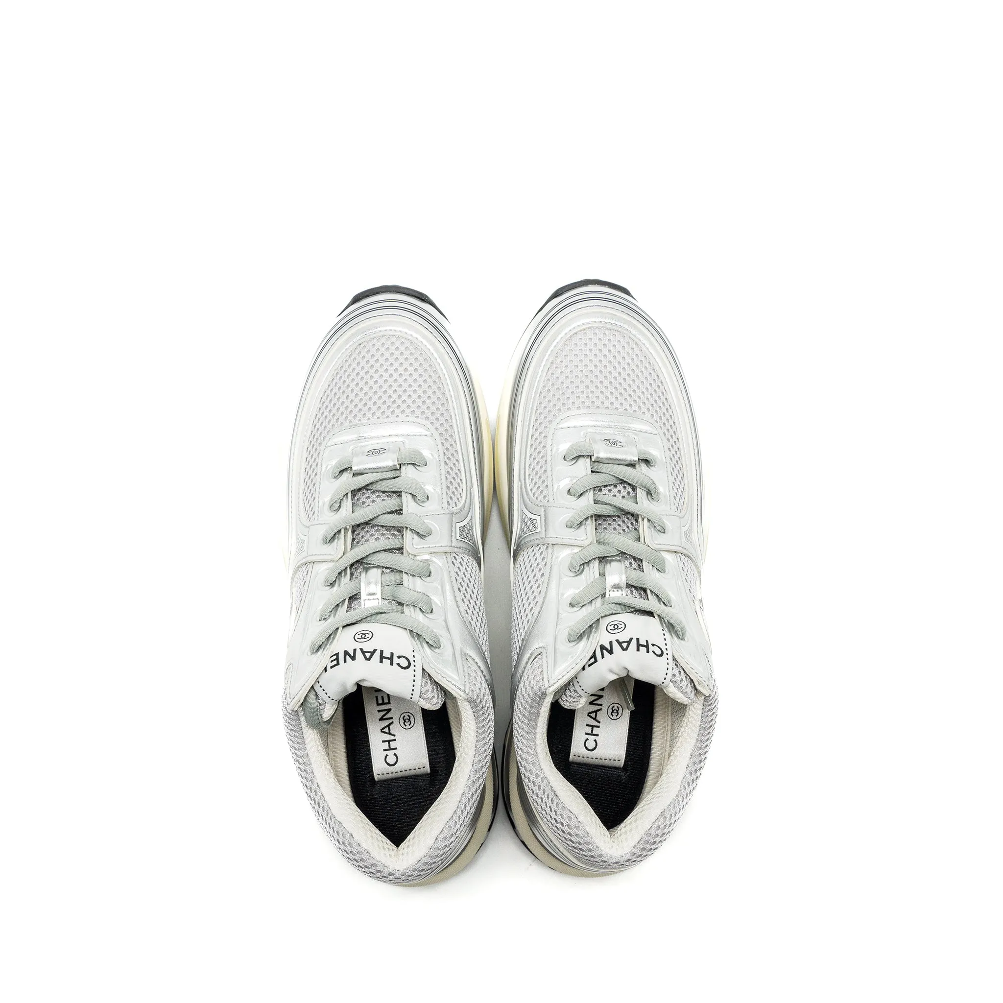 Chanel 23C size 38 metallic trainer / sneakers silver multicolour