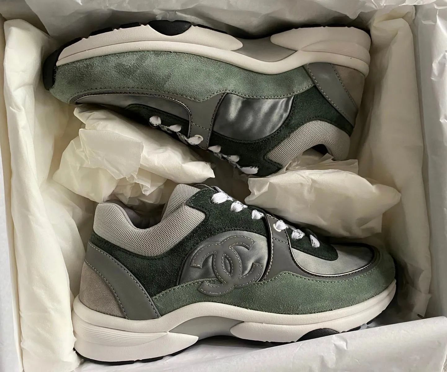 Chanel CC Logo Sneaker Green (Reflective)