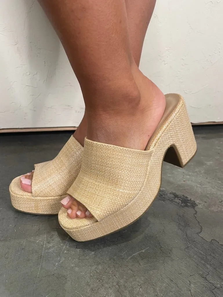 Tayla Seagrass Heel